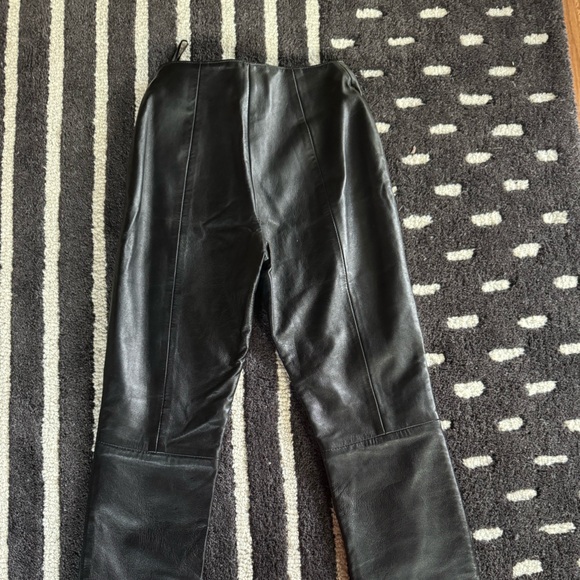 Hugo Buscati Collection Vintage Leather Pants. Size 2P. Mint condition! - Picture 2 of 6